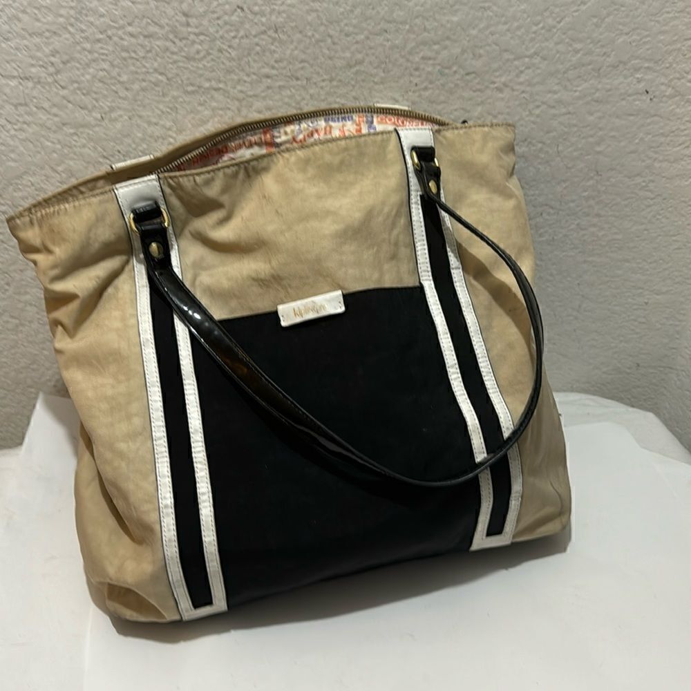 Kipling Large Tote cream black white nylon patent black handles